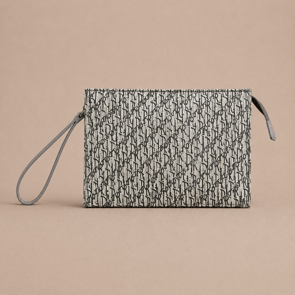 Voyage Clutch